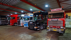 20251019-Tom-Holding-00401